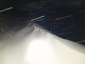 Schneesturm in der Nacht